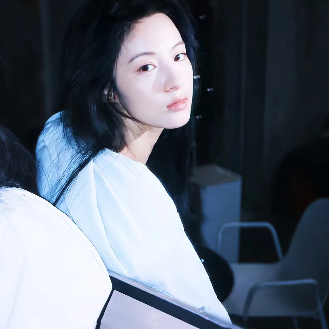 瑞奇·热维斯:世界末日封面